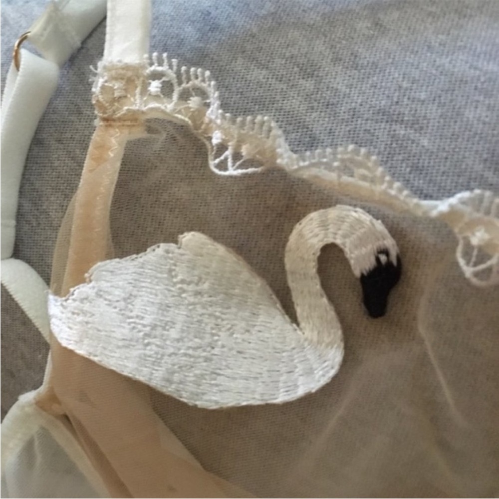 Mimi Holliday Swan Lake Bodysuit NWOT - Picture 4 of 7